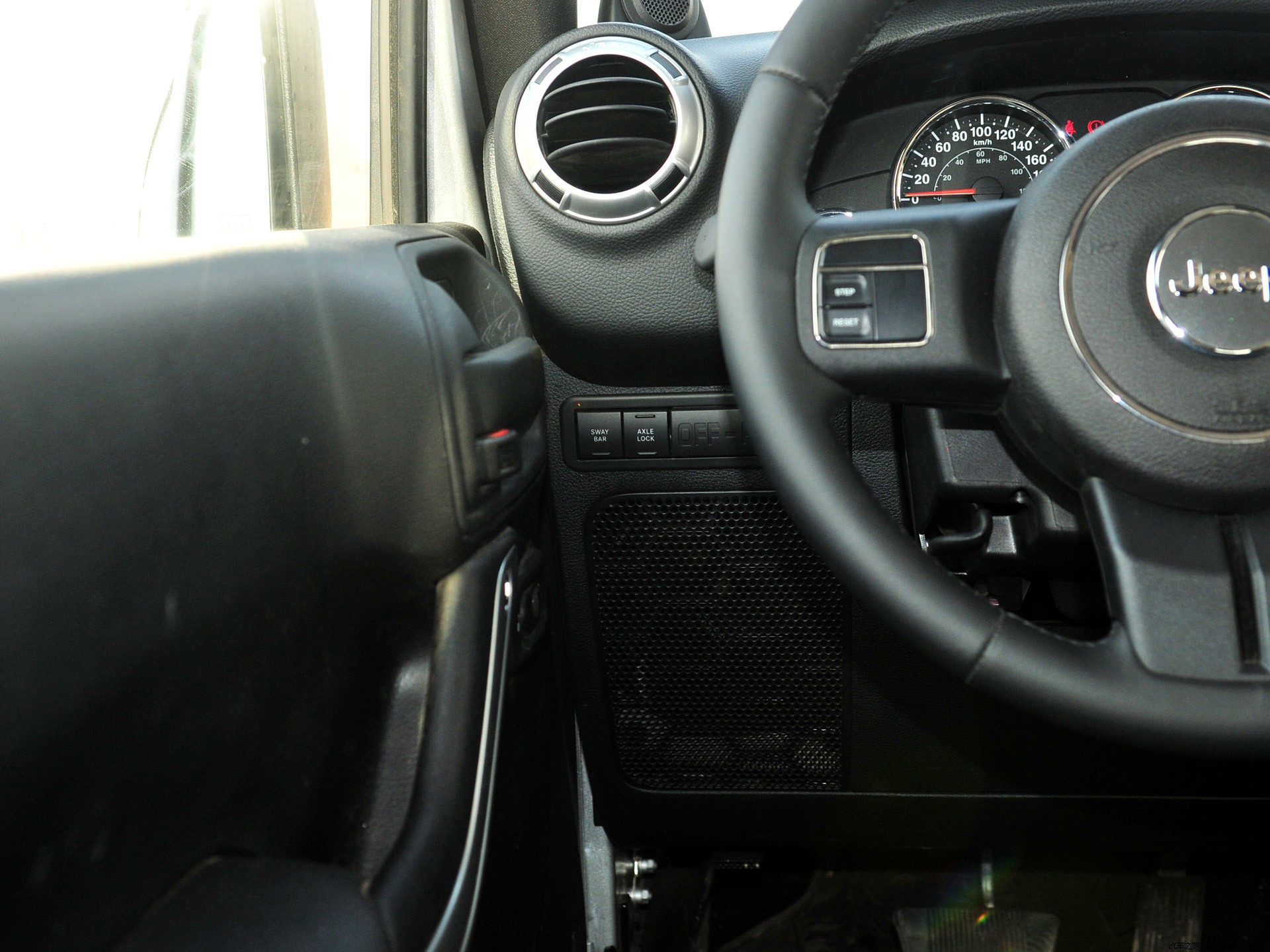 Jeep Wrangler 2026 — фото 152