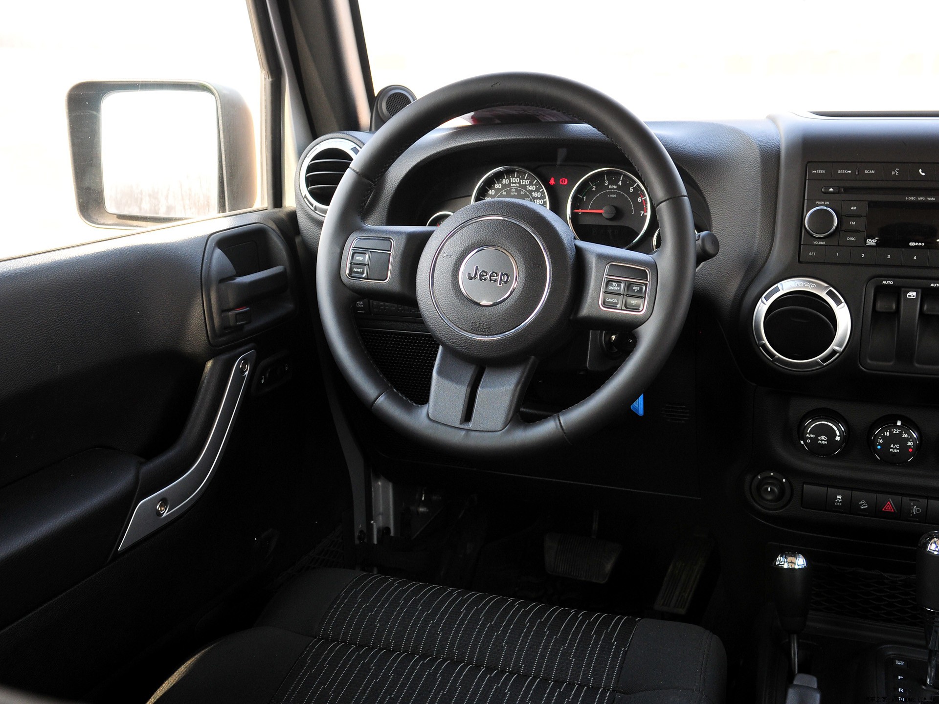 Jeep Wrangler 2026 — фото 155