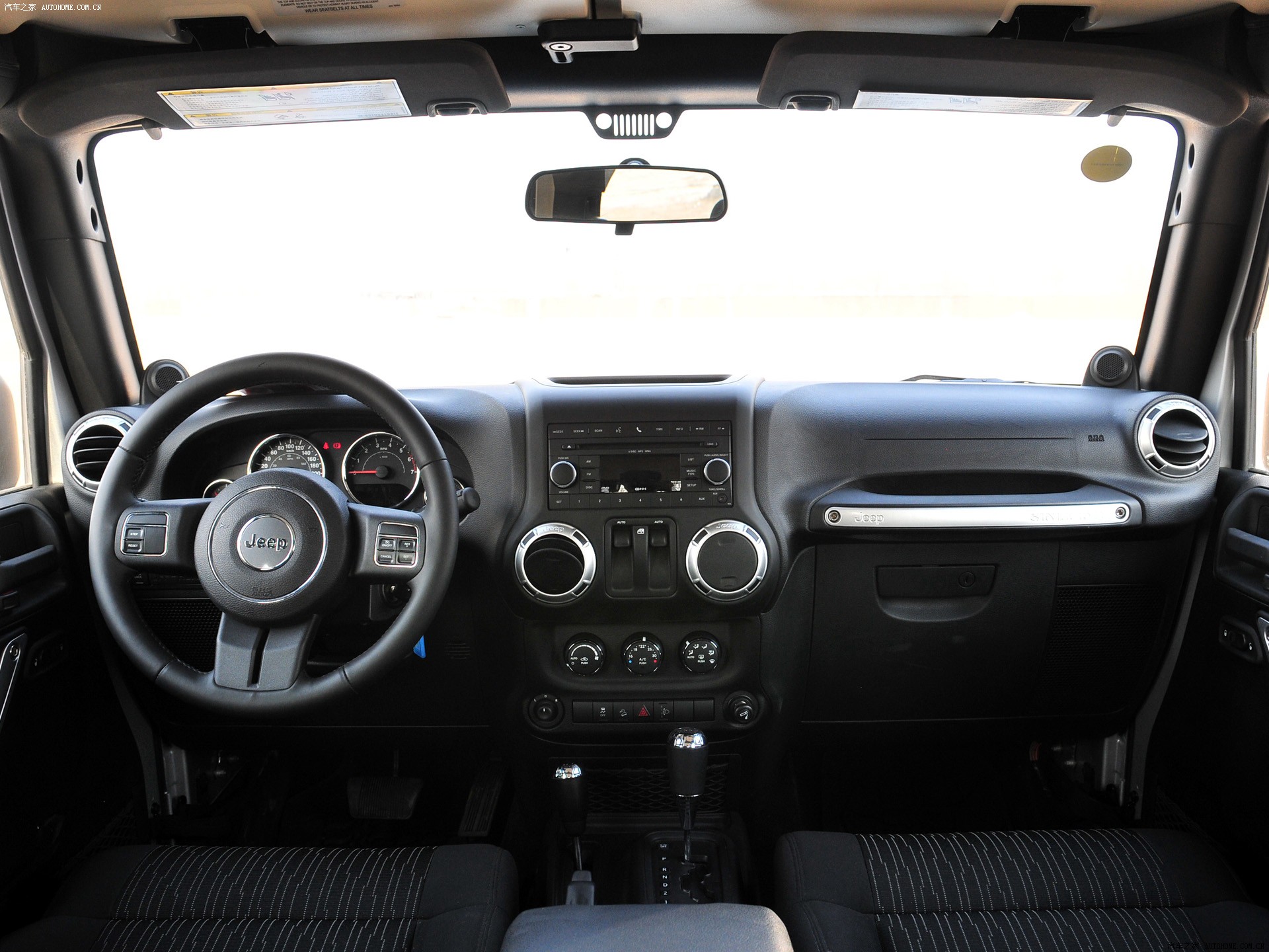 Jeep Wrangler 2026 — фото 157