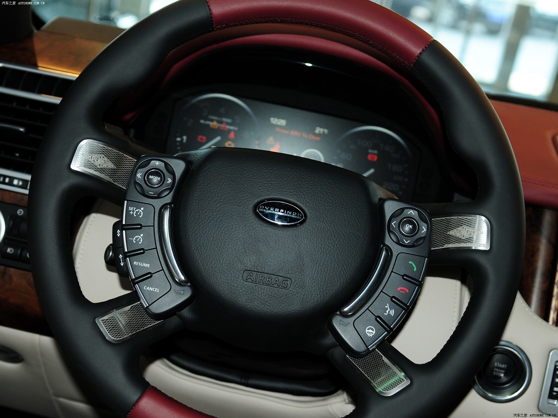 Land Rover Range Rover 2026 — Салон, фото 35