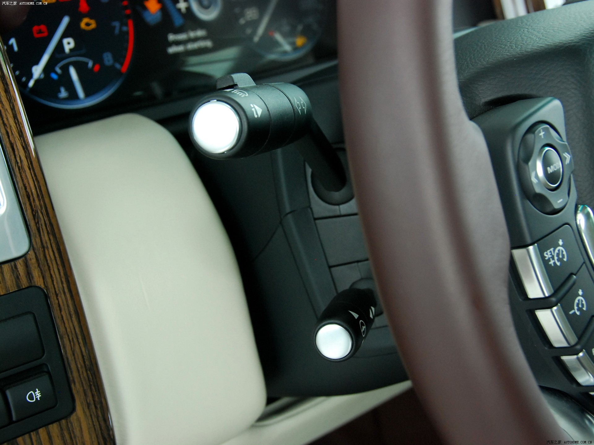Land Rover Range Rover 2026 — Салон, фото 59