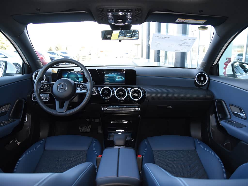 Mercedes-Benz A-Class 2025 — фото 141