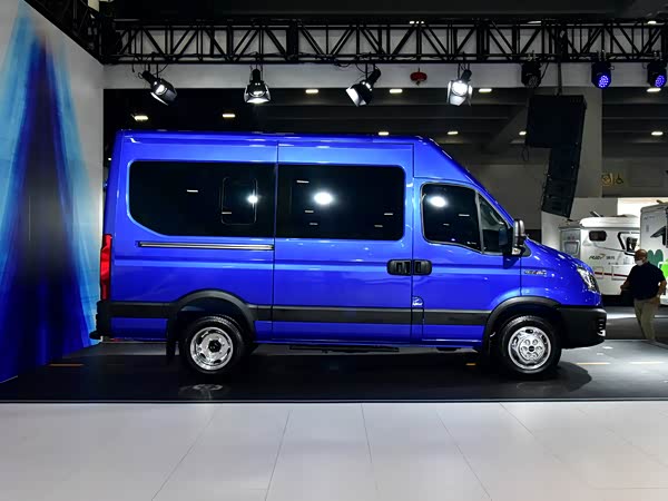 Iveco Wolfson 2025
