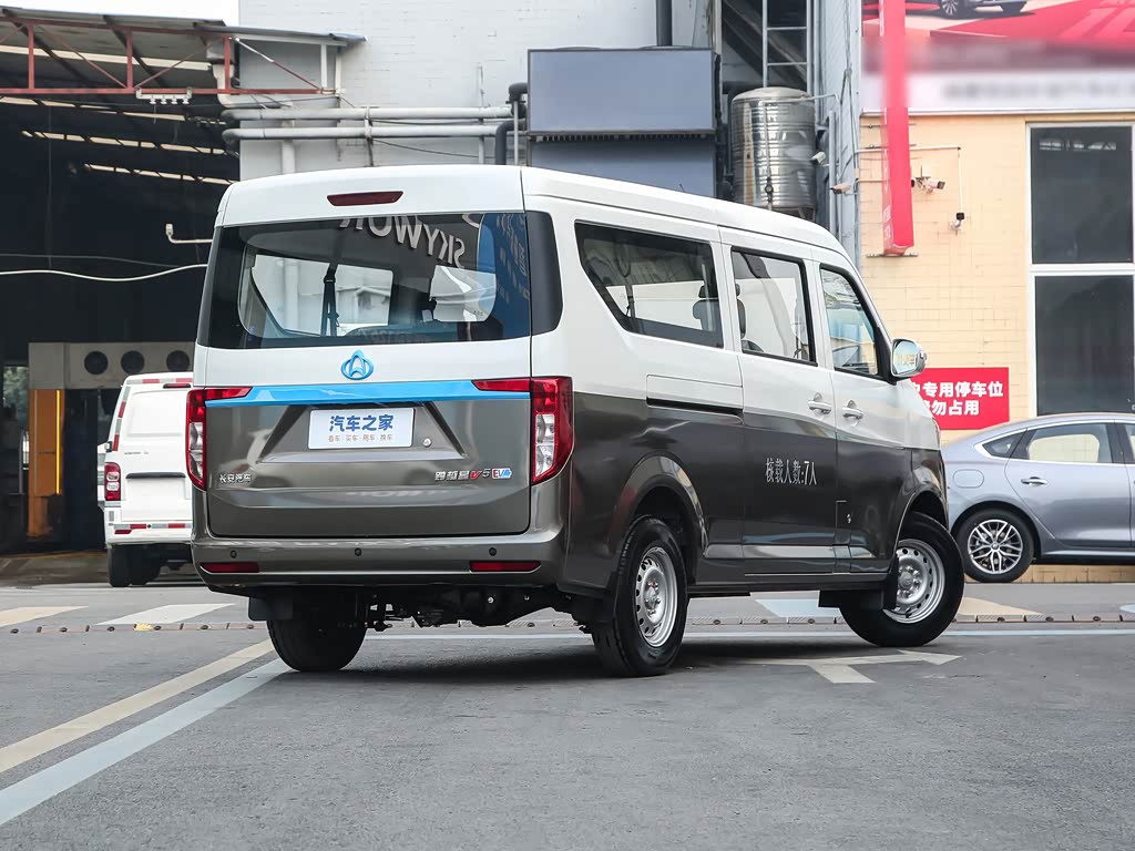 Changan Crossstar V5 EV 2025 — фото 61