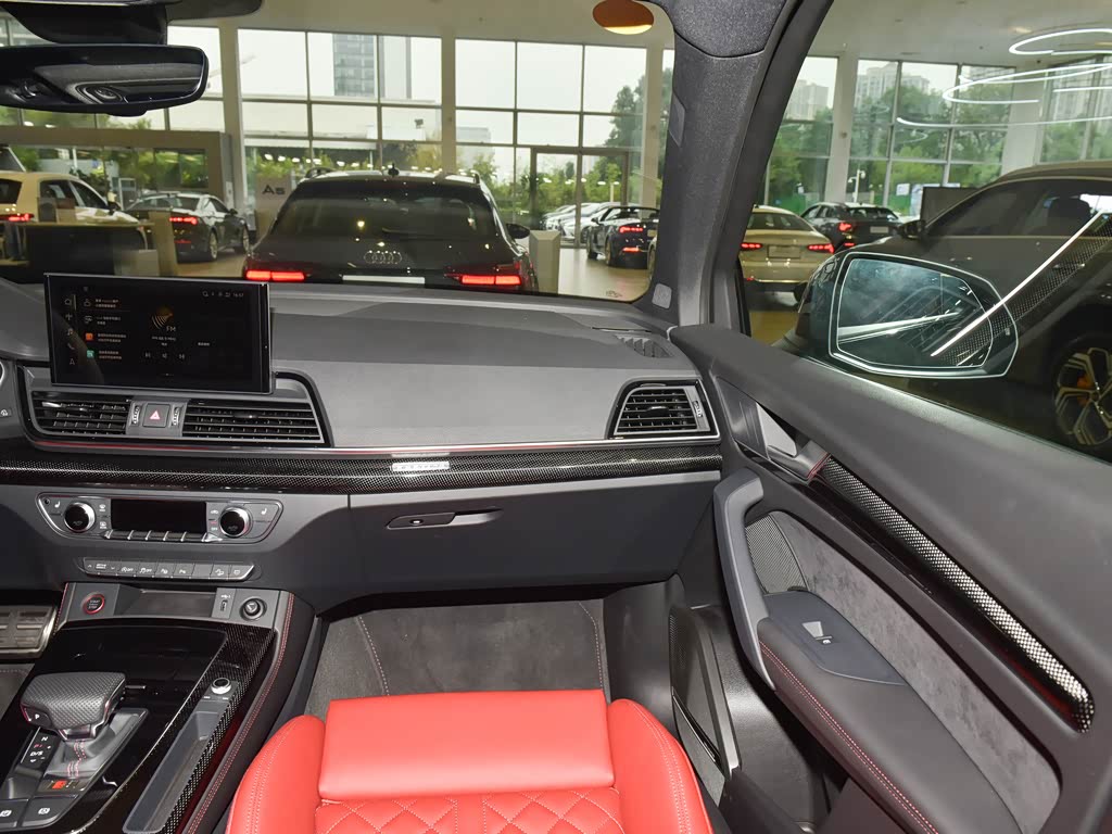 Audi SQ5 2024 — фото 148