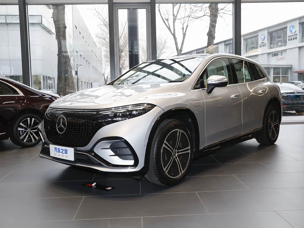Mercedes-Benz EQS SUV 2025 — фото 33