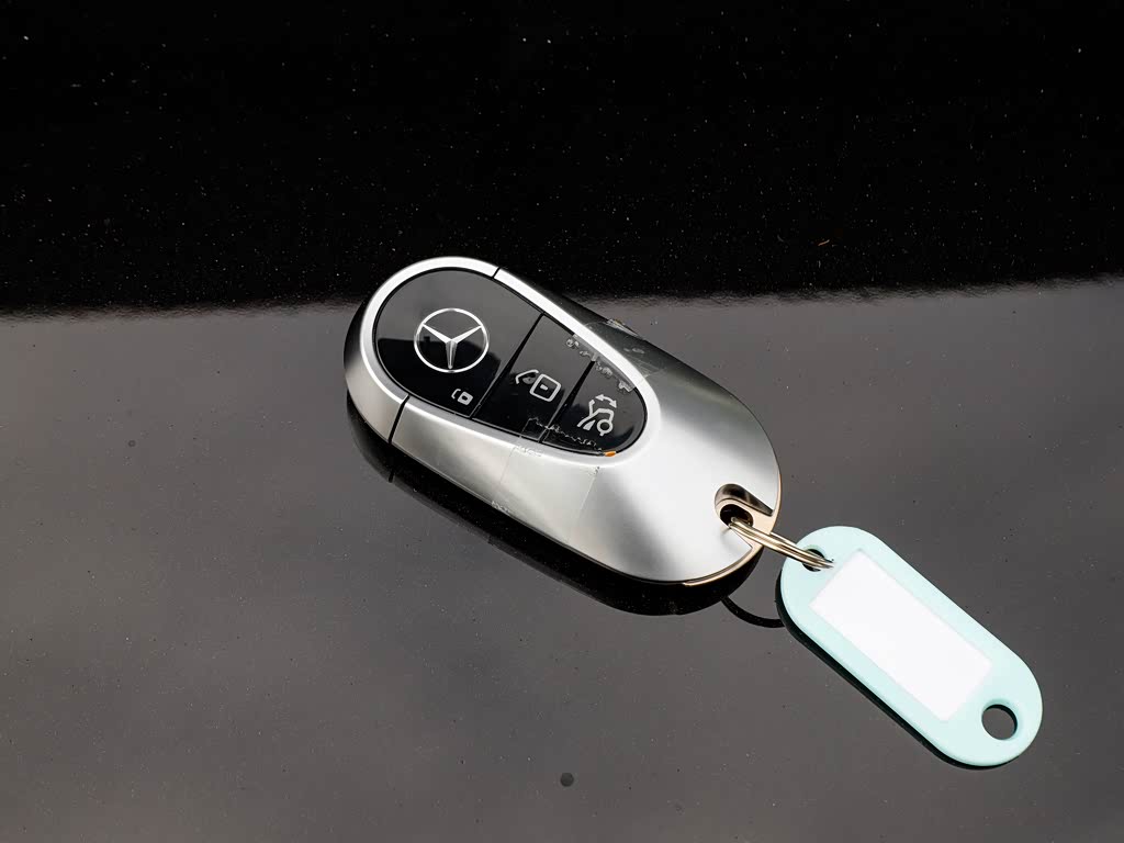 Mercedes-Benz EQS SUV 2025 — фото 215