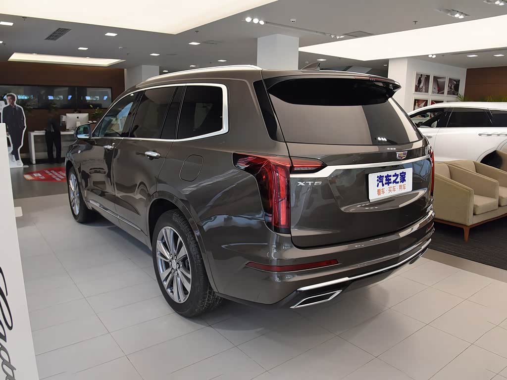 Cadillac XT6 2025 — фото 17