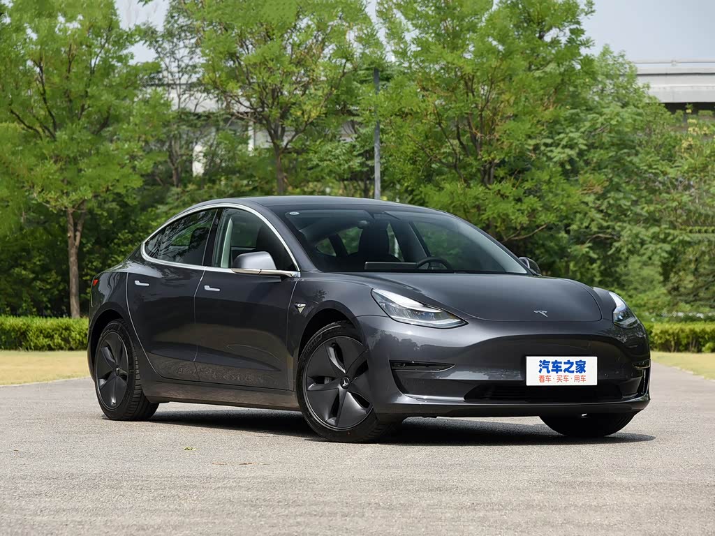 Tesla Model 3 2025 — фото 17