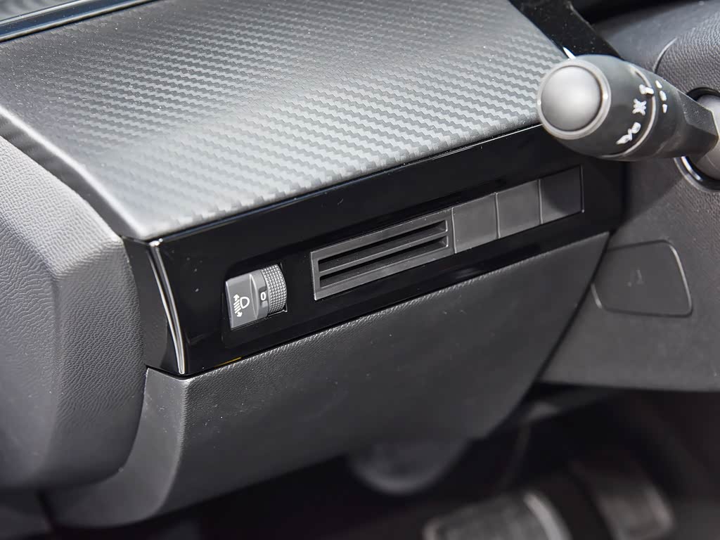 Peugeot 508 2025 — фото 135