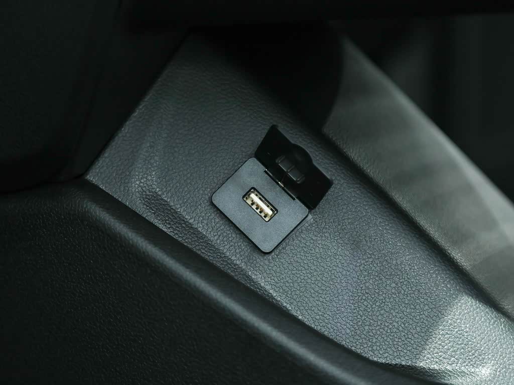 Haval H6 New Energy 2023 — фото 113