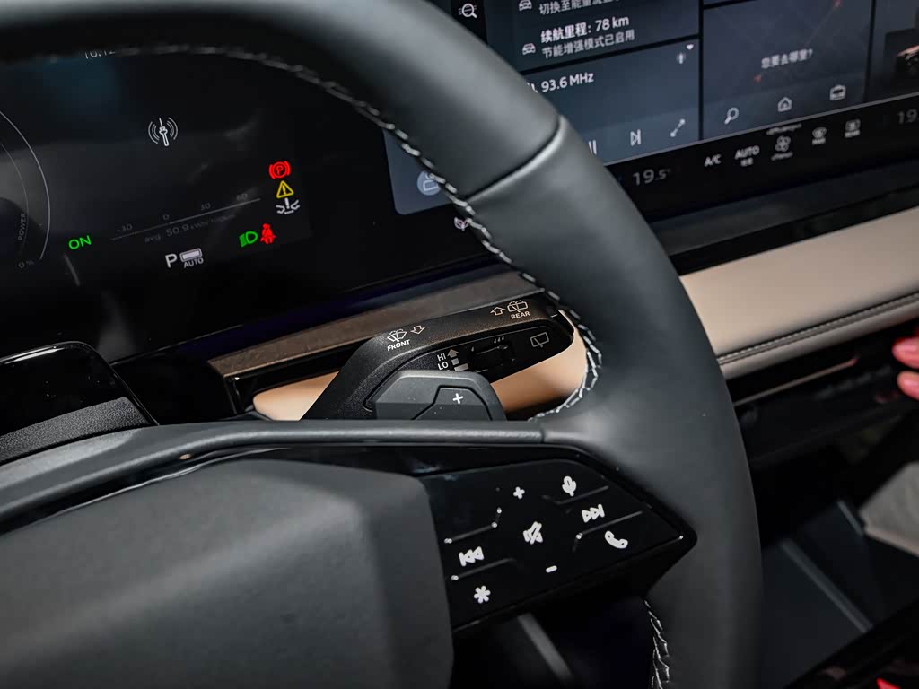 Audi Q6L E-Tron 2026 — фото 146