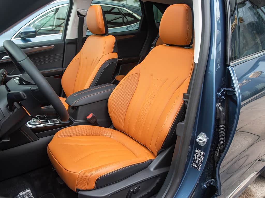 Ford Edge 2024 — фото 168
