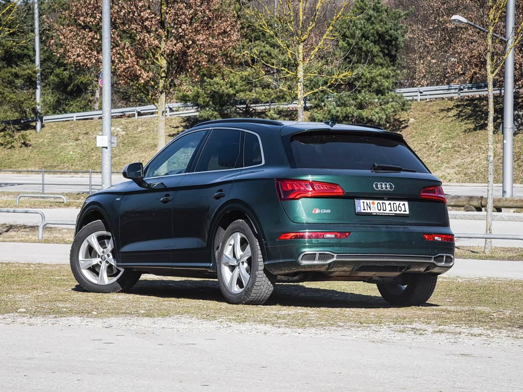 Audi SQ5 2024 — фото 26