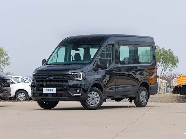 Ford Transit T8 2025