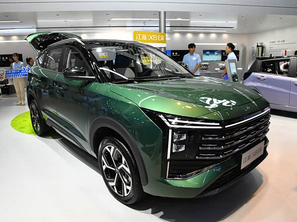 Jianghuai Automobile X8 E-Jia 2025
