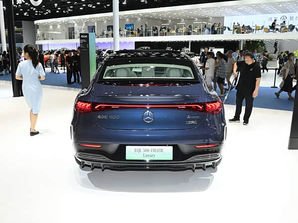 Mercedes-Benz EQE 2026