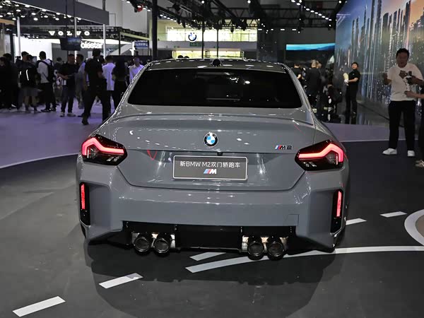 BMW M2 2025