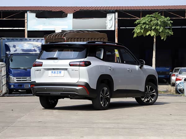 Wuling Starlight 560 New Energy 2026