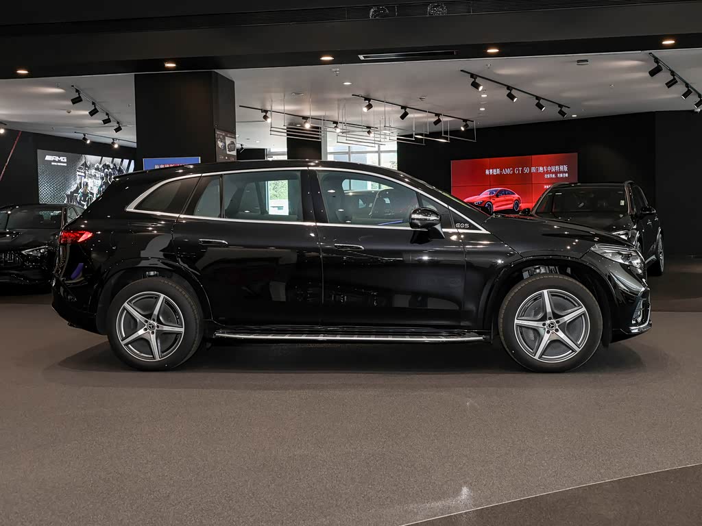 Mercedes-Benz EQS SUV 2025 — фото 84