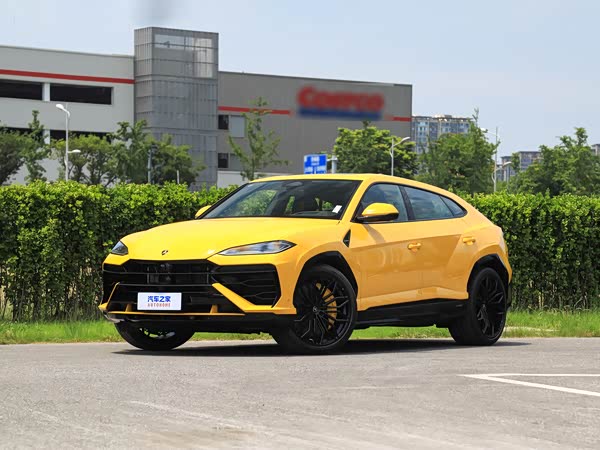 Lamborghini Urus SE 2026
