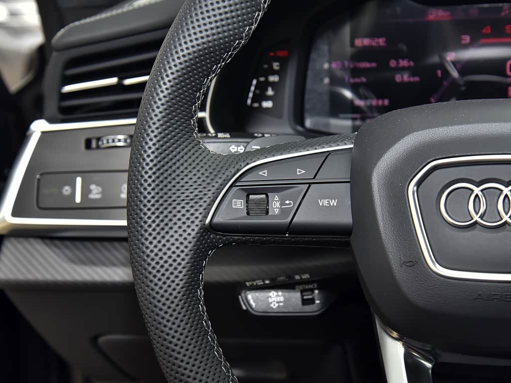 Audi SQ8 2026 — фото 81