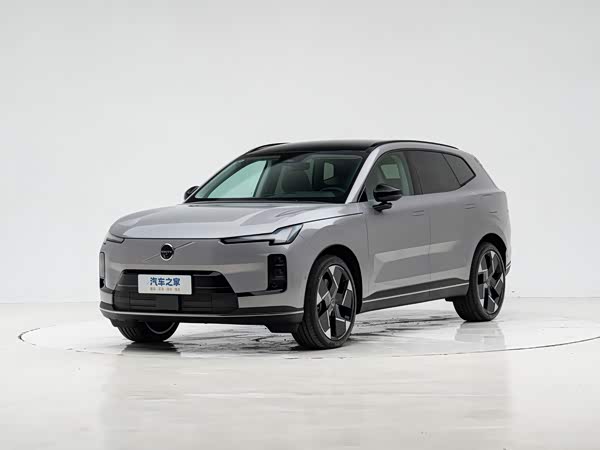 Volvo XC70 Plug-In Hybrid 2027