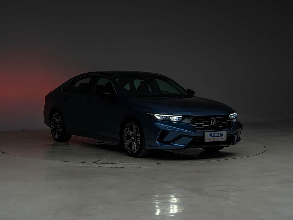 Honda Accord 2026 — Ночью, фото 9