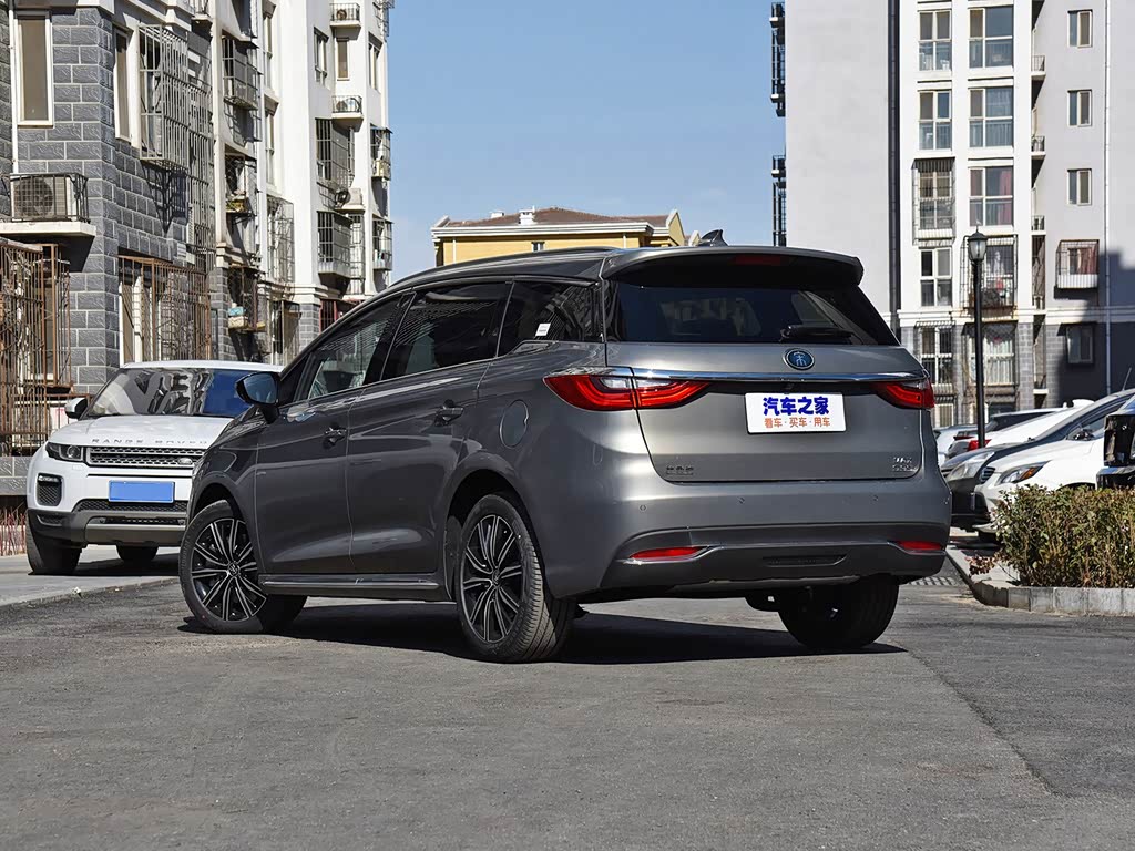 BYD Song MAX New Energy 2022 — фото 24