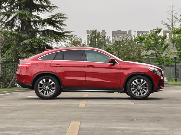 Mercedes-Benz GLE Coupe 2025