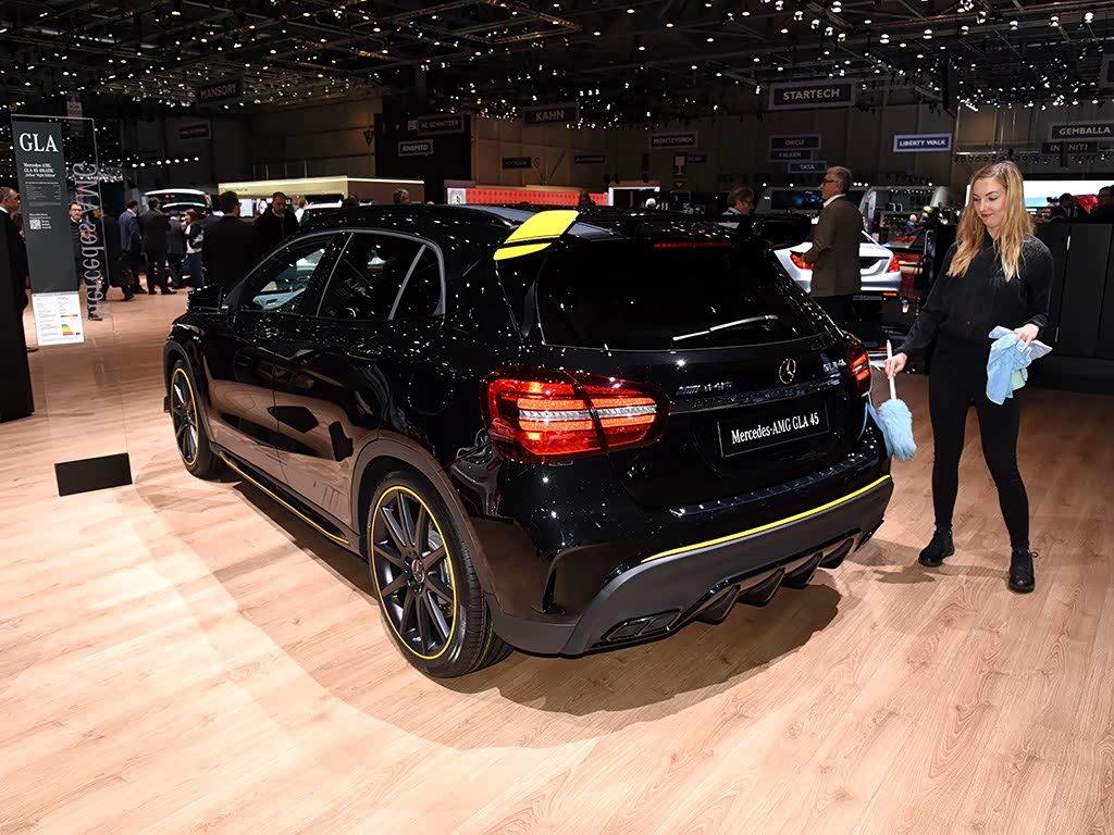 Mercedes-Benz GLA AMG 2025 — фото 32