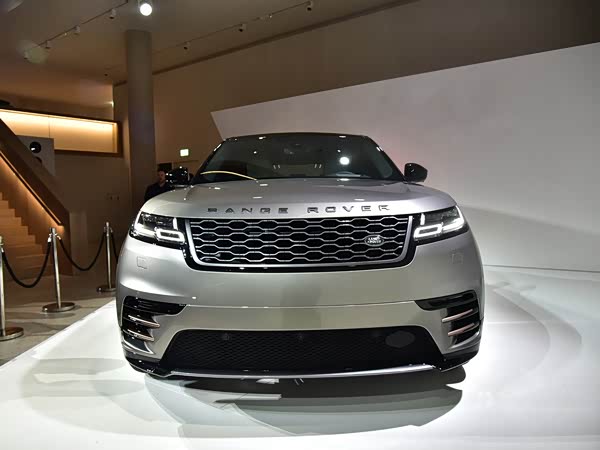 Land Rover Range Rover Velar 2026