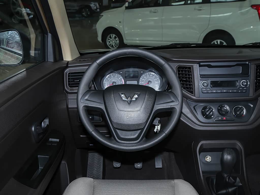 Wuling Hongguang V 2022 — фото 109