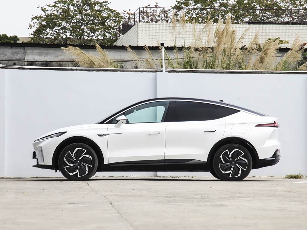 Roewe Feifan R7 2025 — фото 70