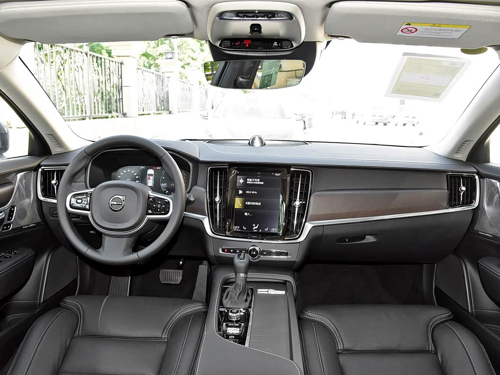 Volvo V90 2025 — фото 157
