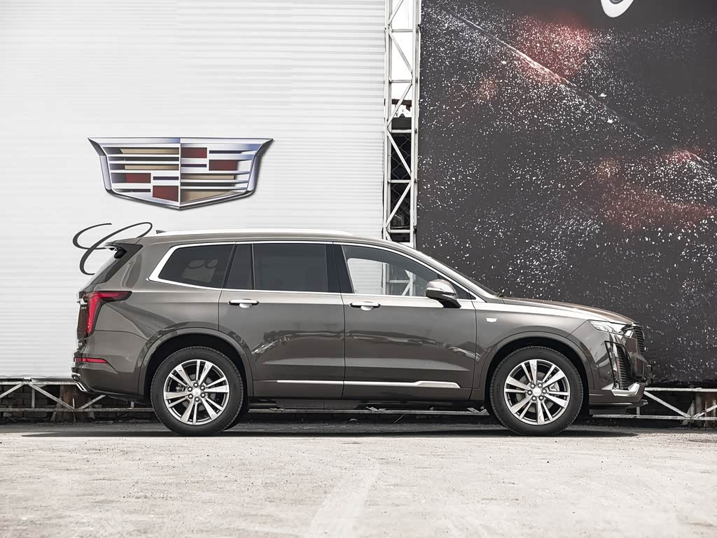 Cadillac XT6 2025 — фото 10