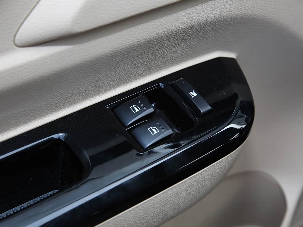 Changan Crossstar V5 EV 2025 — фото 186