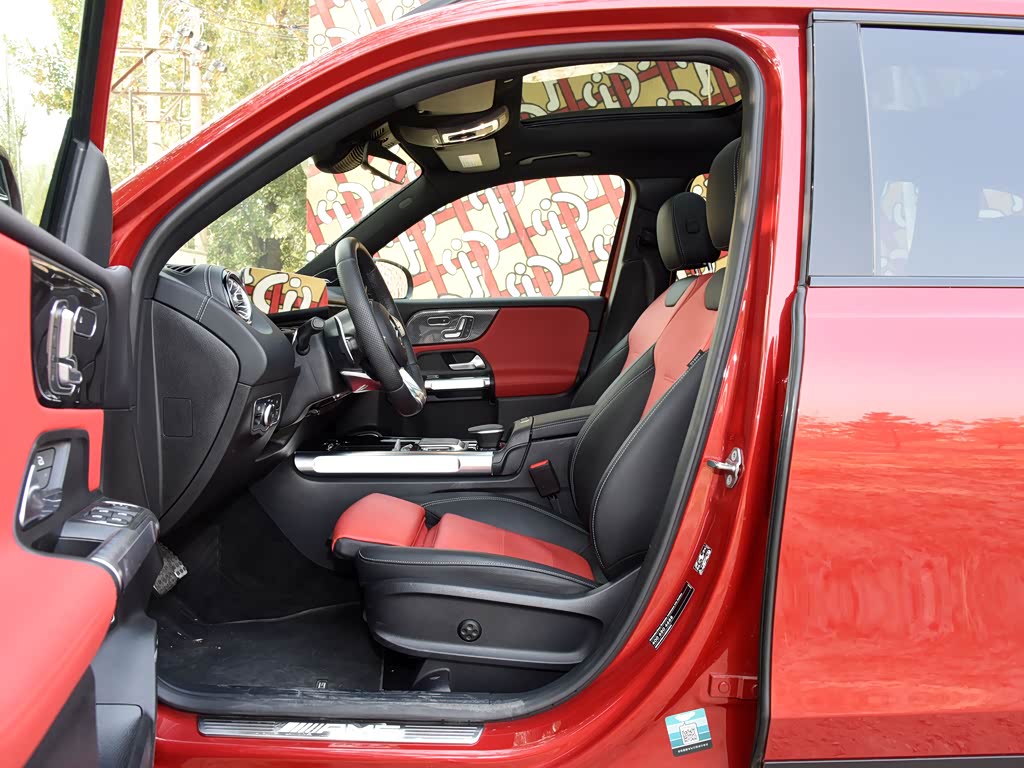 Mercedes-Benz GLB AMG 2026 — фото 171