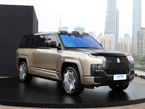 Yangwang U8 L 2026