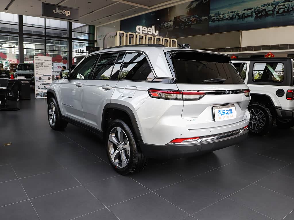 Jeep Grand Cherokee 4xe 2023 — фото 26