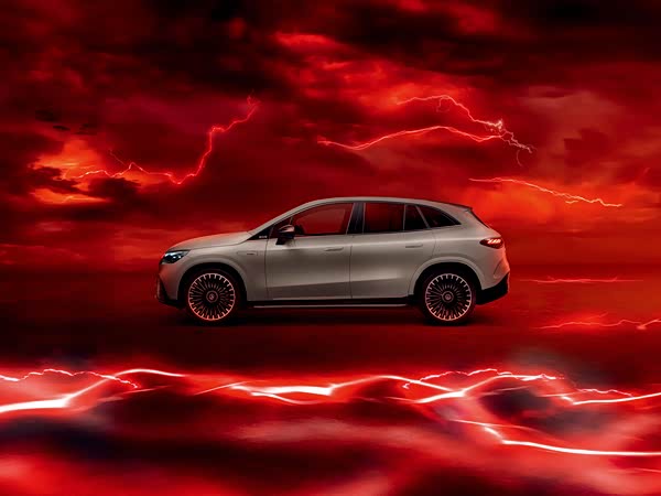 Mercedes-Benz EQE SUV AMG 2024