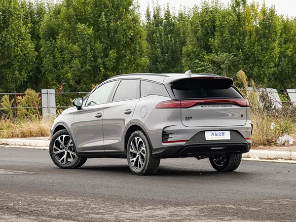 BYD Tang New Energy 2025