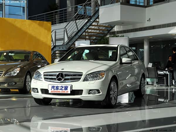 Mercedes-Benz C-Class 2026