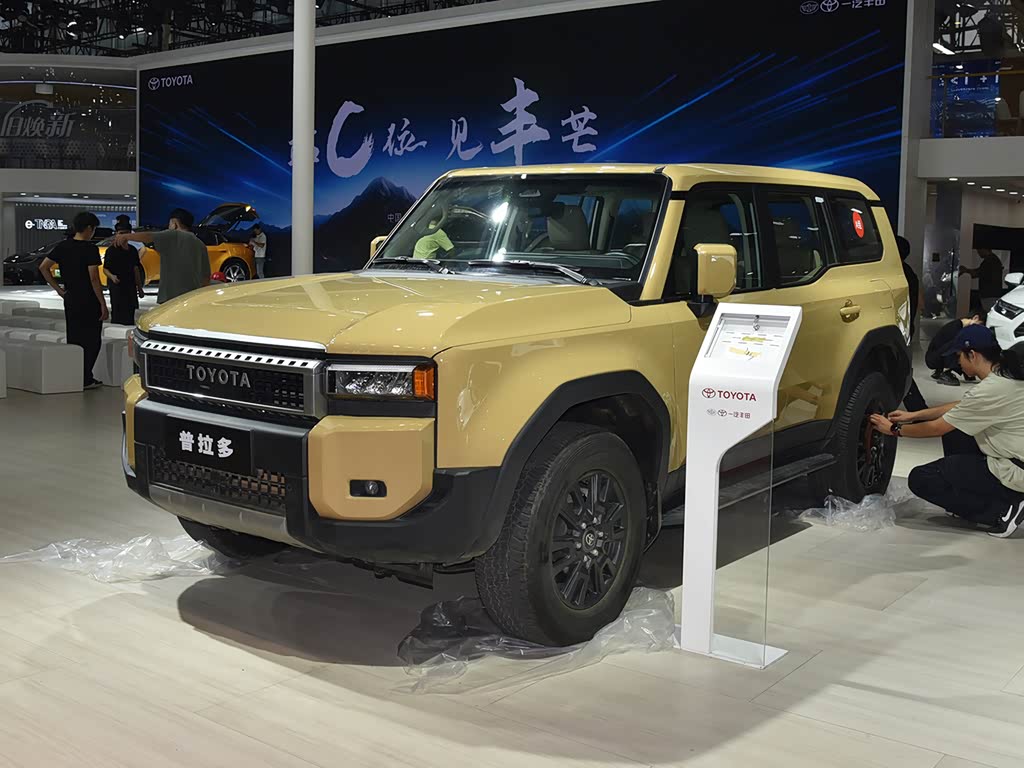 Toyota Prado 2026 — В автосалоне, фото 20