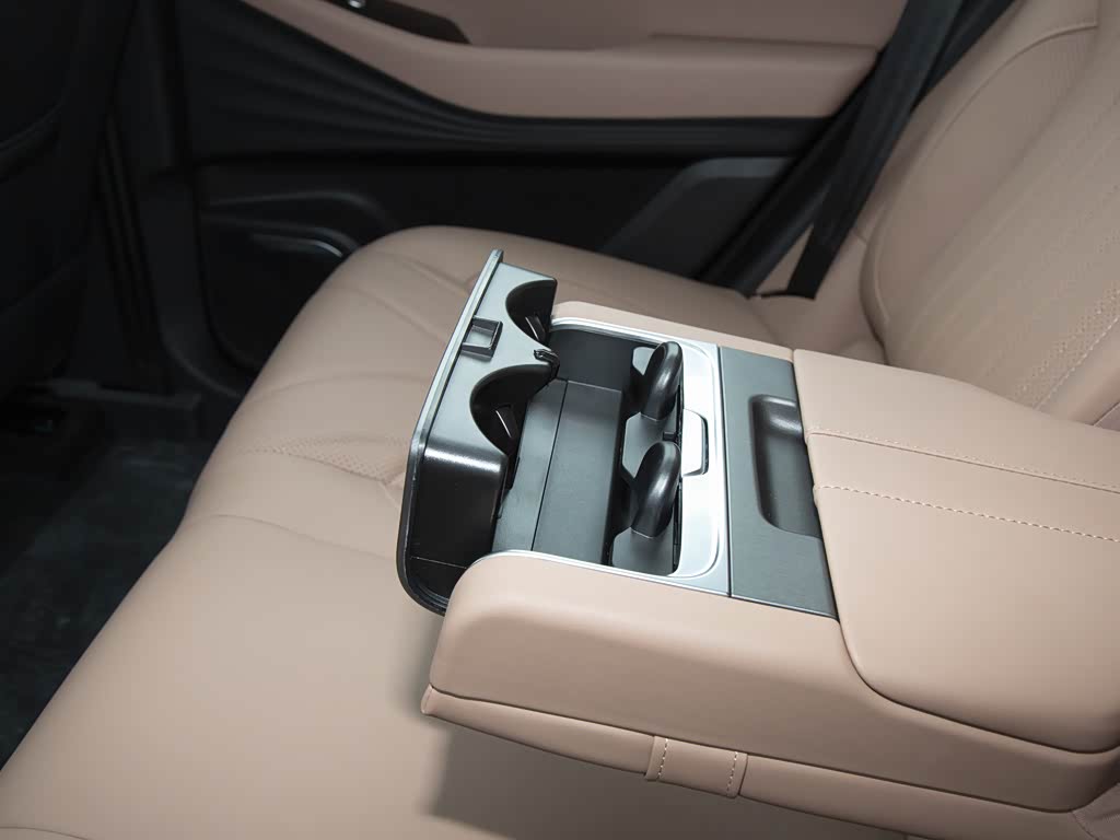 Chery Tiggo 8L 2025 — фото 183