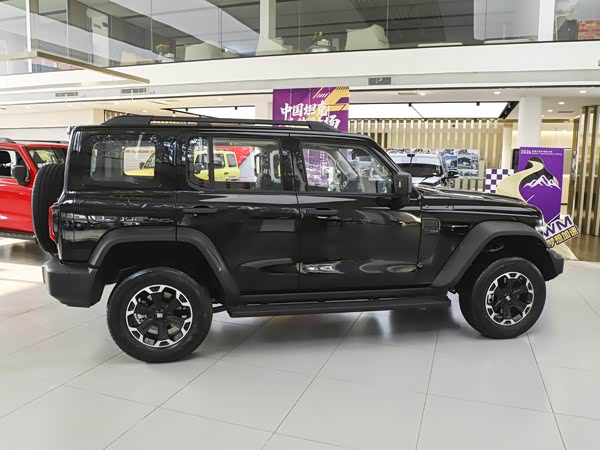 Tank 300L 2026