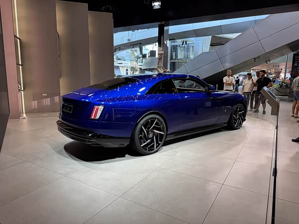 Rolls-Royce The Shining 2024