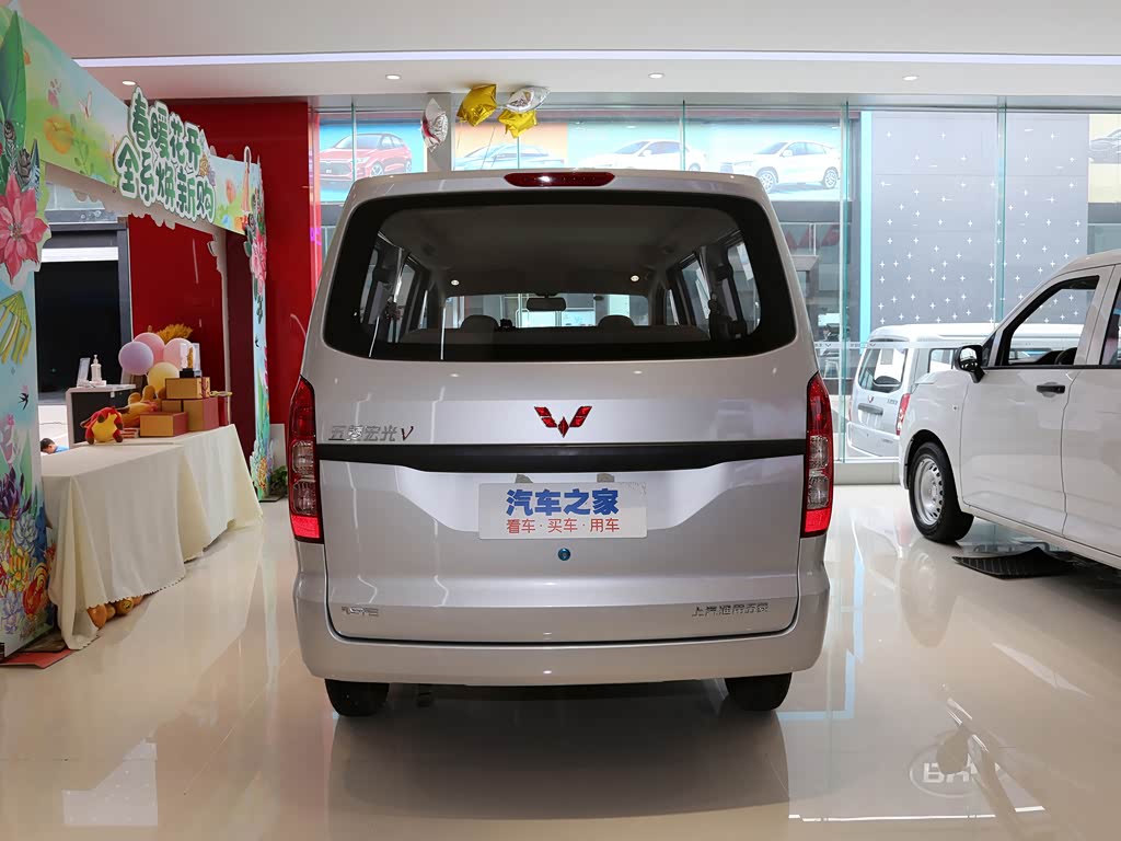 Wuling Hongguang V 2022 — фото 34