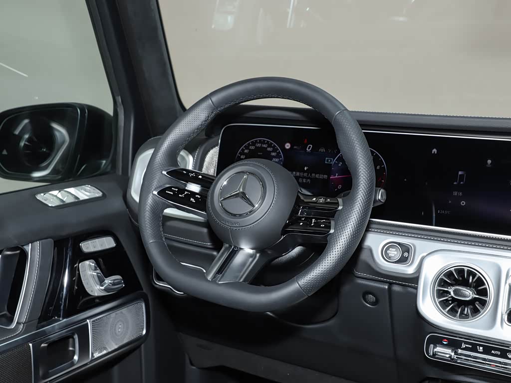 Mercedes-Benz G-Class 2026 — Салон, фото 35