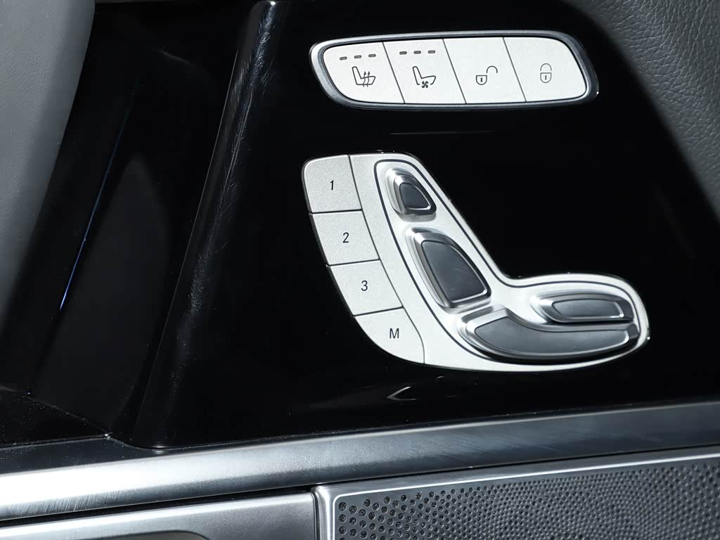 Mercedes-Benz G-Class 2026 — Салон, фото 65